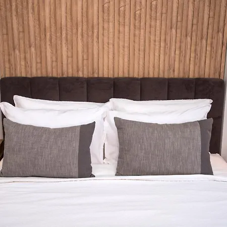 Hotel Republic Square Luxury Belgrade