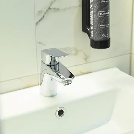 Otel Republic Square Luxury Belgrad