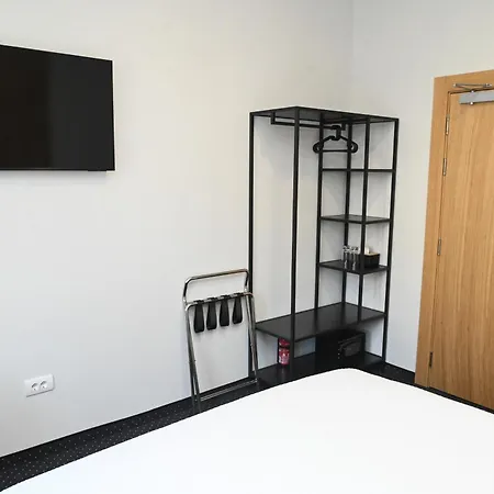 Republic Square Luxury Otel 4*
