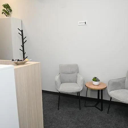 Republic Square Hotel 4*